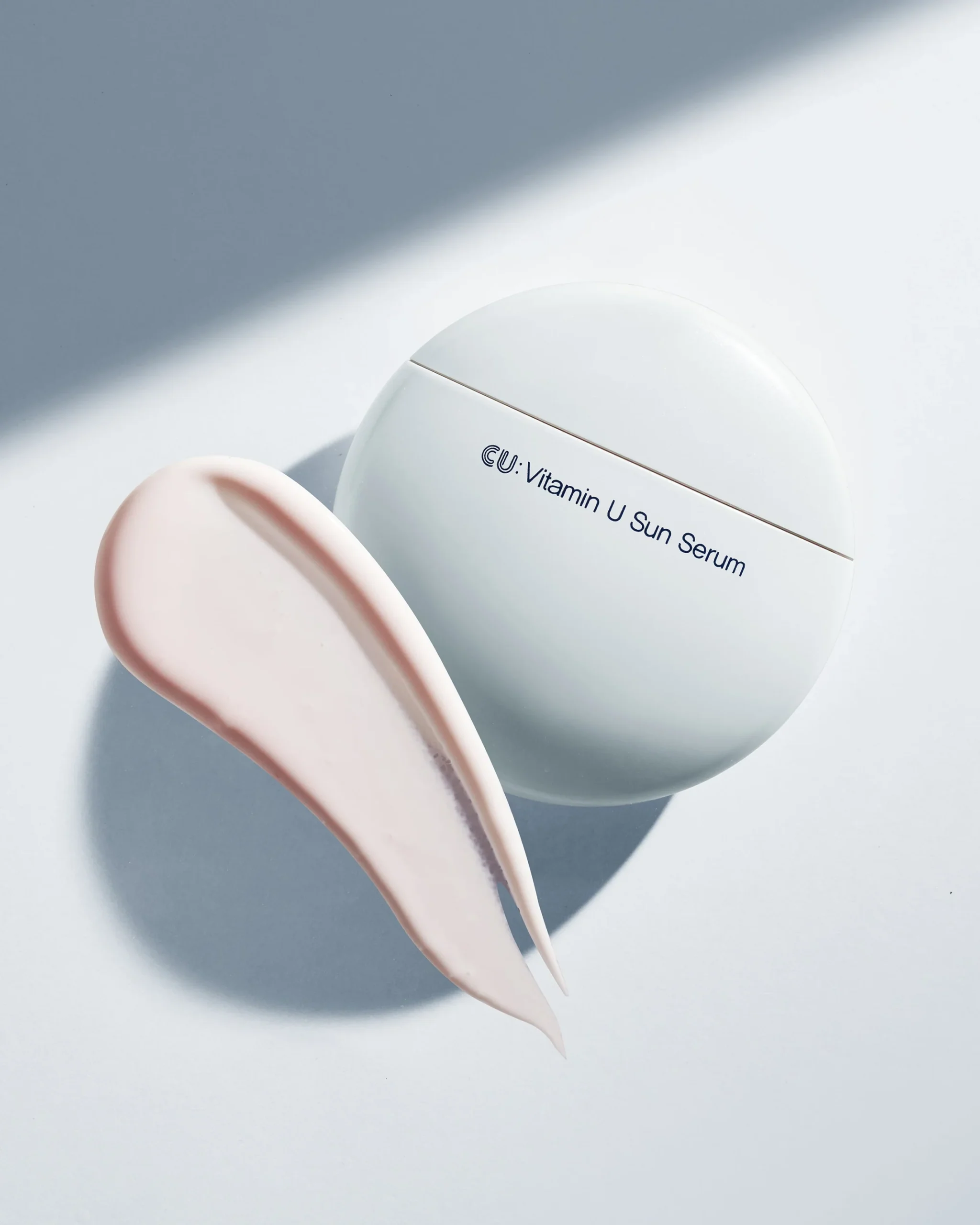 CUSKIN APSAUGINIS SERUMAS NUO SAULĖS SPF 50+ PA++++ SU VITAMINU U IR B12, 50G.